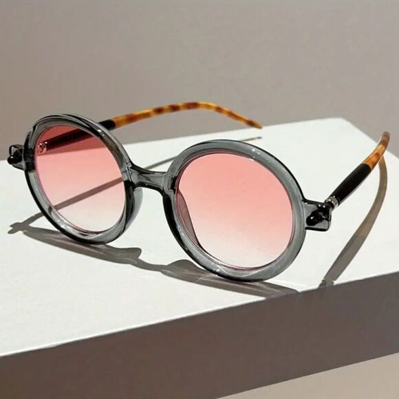 Vintage unisex round sunglasses